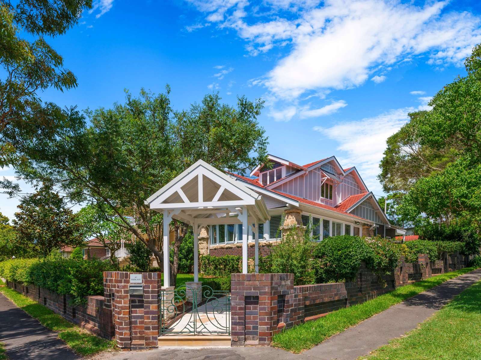 Modern new home in Sydney